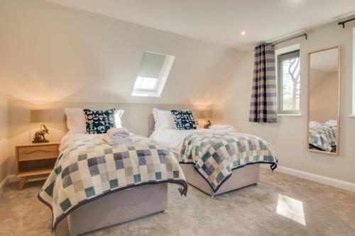 Iekārtas, 2 Bed in Hemblington oc-2134 in Woodbastwick