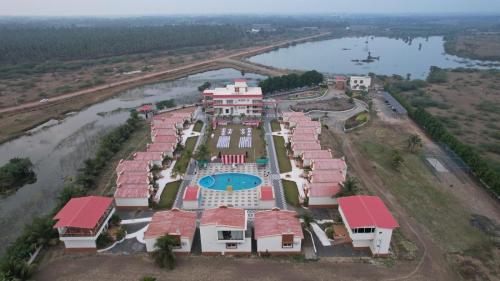 Flamingo Club and Resort Una 3 Km Away from Diu Check Post
