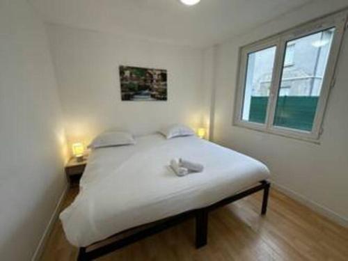 Appartement avec terrasse au centre de St Cyr in Saint-Cyr-sur-Loire