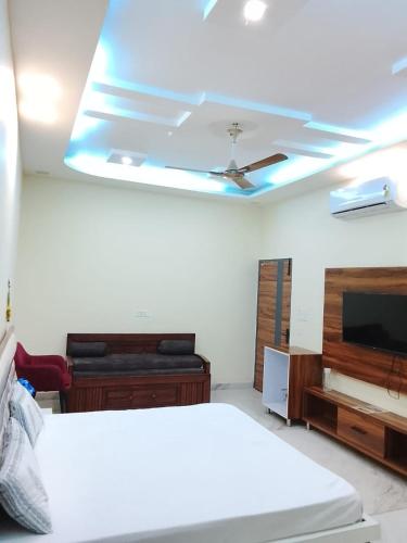 Hotel Amrindra – khách sạn tại Kharar