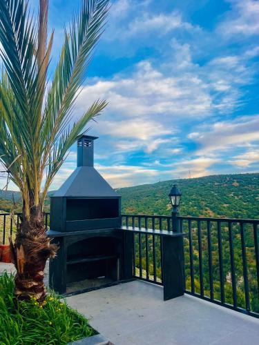 كوخ الضَّيعة السياحي in Ajloun