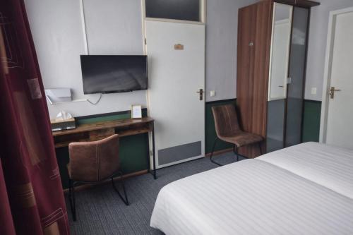 Hotel,cafe,biljart POT 4
