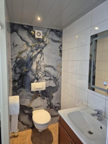 Hotel,cafe,biljart POT 5