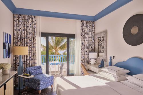 2 twin beds