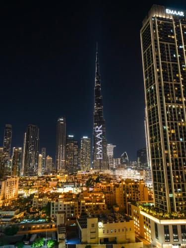 Royal Vista - Luxury 2BR Apartment at Burj Views Tower A - Downtown, Dubai