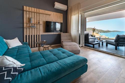 Villa Miracle - image 2