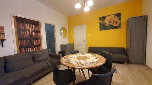 Fertodi Kuria Vendeghaz in เฟอร์ตอด