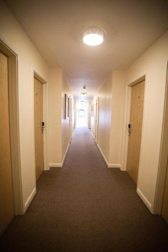 Dotări, The Welcome Inn in Rotherham