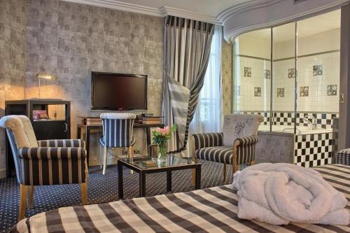 room detail thumbnail 0