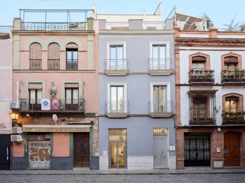 Sevilla Home Center Suites 5