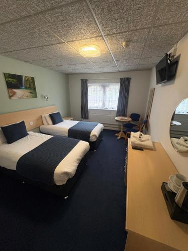 Sandown Park Lodge Room Type - Standard Twin Room