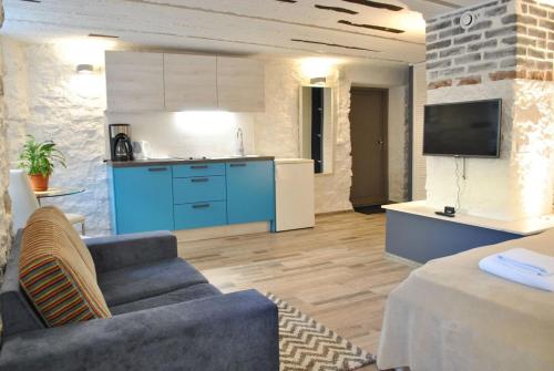 Kitchen, Aasa Apartments in Uus Maailm
