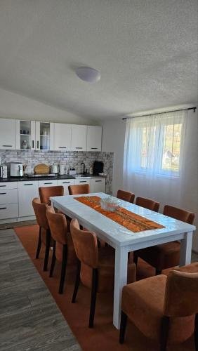Apartments Una Roots in Orašac
