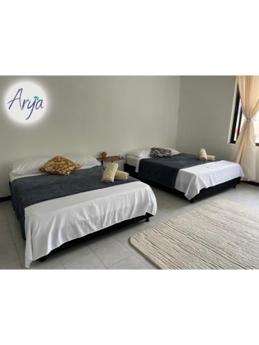 Arya Land Yoga Hostel