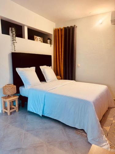 Agreable studio à 5min de la plage (Agreable studio a 5min de la plage) in เบราร์ด