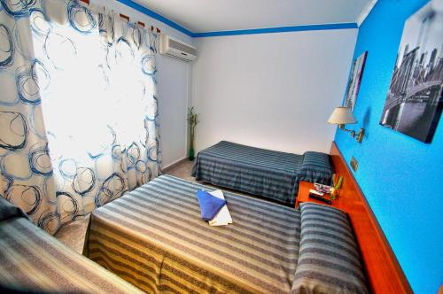 Hostal Apolo Trece - image 6