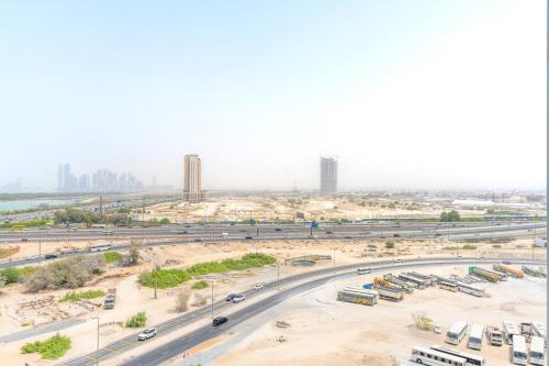 2BR Apartment With iconic view and Ample of amenities - image 2