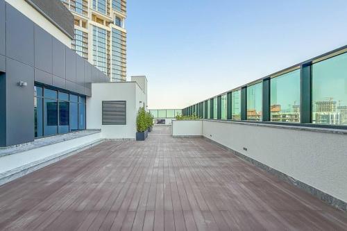 3BR Apartment With iconic view and Ample of amenities - image 10