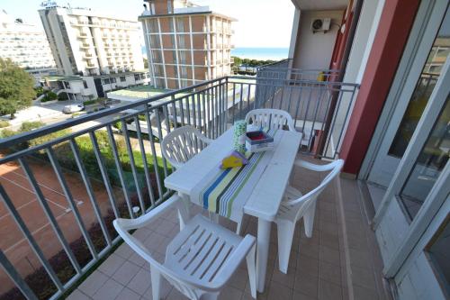 Colorful apartment with sea view