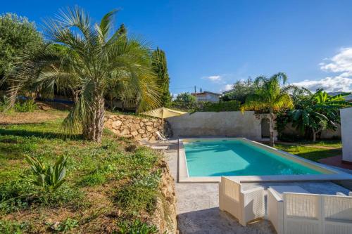 CAPOVILLAS - Villa Laura with private pool gîte à louer San Costantino Calabro