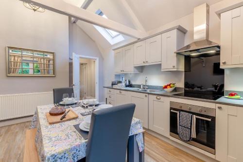 Iekārtas, 3 Bed in Wilberfoss oc-t30301 in Wilberfoss