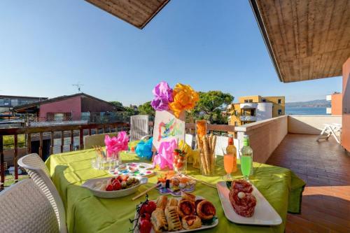 Peschiera Fantasy Apartment's DesenzanoLoft Official Partner Homes & Villas by Marriott Bonvoy 5