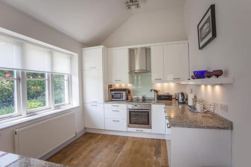 Instalaciones, 2 Bed in Bath oc-bhr1 in Combe Down
