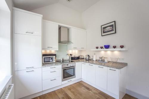 Instalaciones, 2 Bed in Bath oc-bhr1 in Combe Down