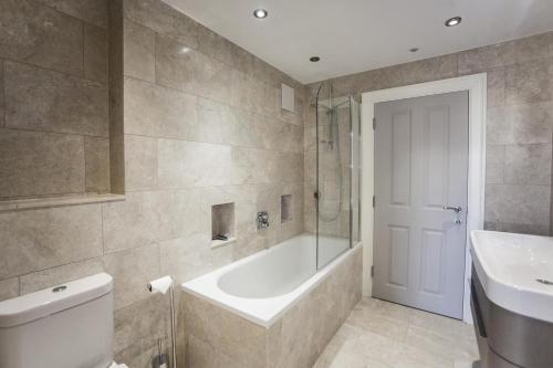 2 Bed in Bath oc-bhr43, Bath (foto 4)