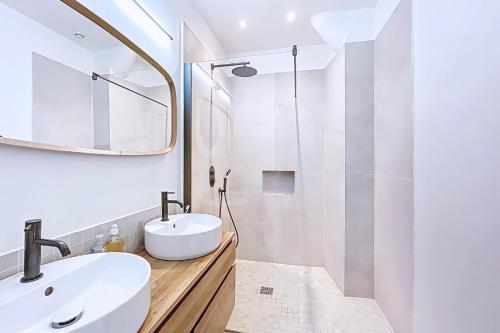 Grand Haussmann Apartment Malesherbes - image 2