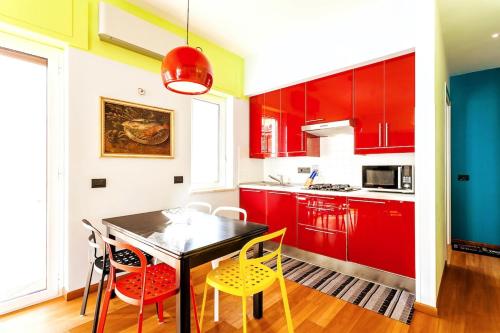 Flat Gentile, Central Sorrento, Top Floor 2BR flat, balcony