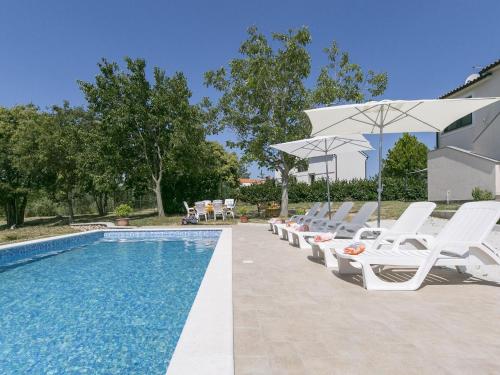  Holiday home Apartment Meri in VeliGolji
