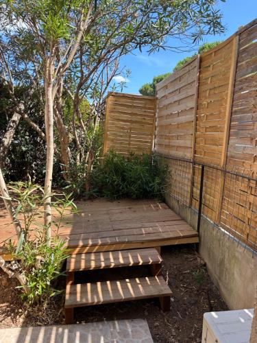 Studio climatise, jardin et parking privatif in Alco