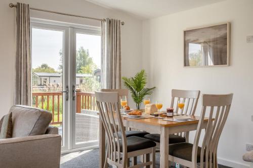 Iekārtas, 2 Bed in Welney oc-t29368 in Welney