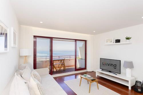 Liiiving in Matosinhos - Seaside Balcony Apartment – khách sạn tại Aldobar