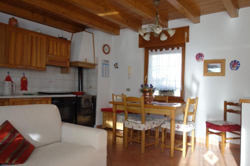 Iekārtas, Fabbricato Indipendente Centro in Lozzo Cadore