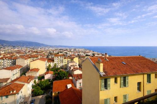 Beautiful view Walking distance from the center