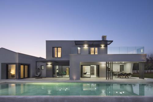 A szálláshely kívülről, Villa Infinity near Pula for 8 persons with 68 m2 private pool, sauna & kids playground in Vodnjan