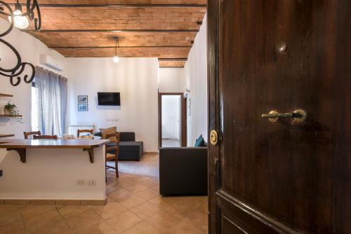 Castro Pretorio Cozy apartment, Rzym