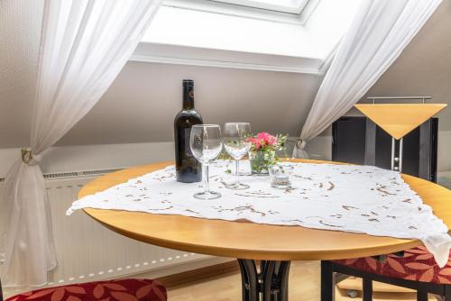 Bauernhof Urlaub im Appartment "Utkiek" in Werdum, Deutschland