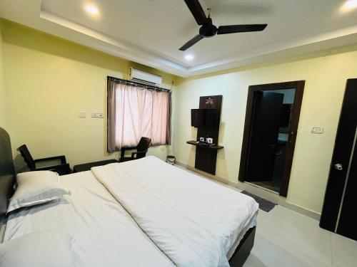 The Royal Comforts in Maddilapalem