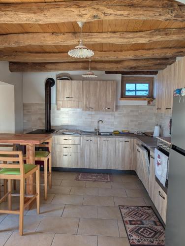 Casera Ienoa in Chies d'Alpago