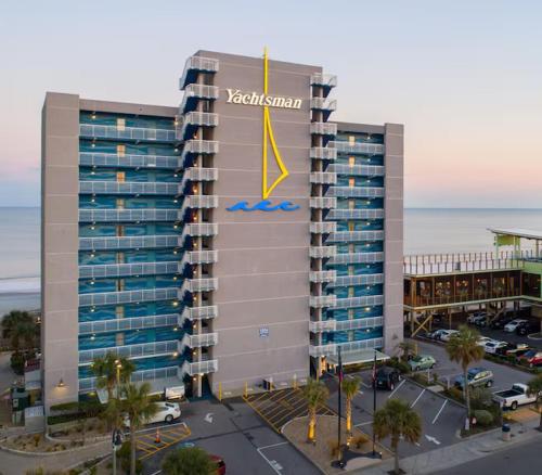 Enjoy & Relax Ocean front King apartment with bunks - main image