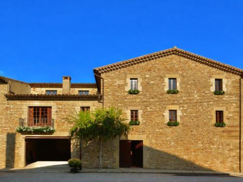 Masia Can Cenç (Masia Can Cenc) in Collsuspina