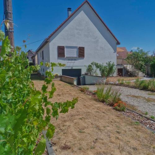 Dārzs, Maison de vacances in Logelheima