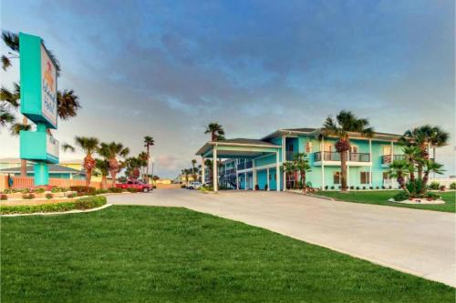 Buitenkant, The Island Hotel Near Beach Port Aransas in Port Aransas (TX)