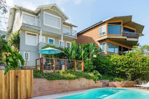 Skyline Vista by Coastline Vacation Rentals – khách sạn tại Roseville-Fleet Ridge