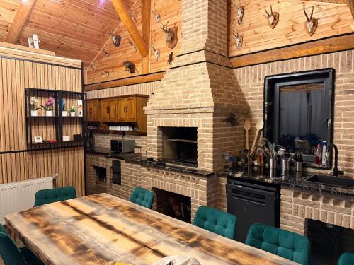 Panoramic Chalet in Carlibaba