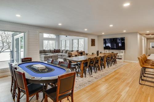 Hot Tub, Dock & Sauna! 'Lake Wisconsin Retreat' in Sauk City (WI)