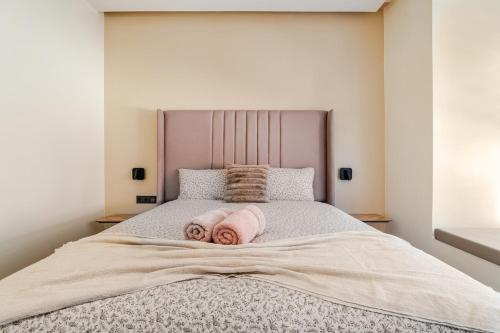 Modern 4-Bedroom Villa with Private Pool & Atlas Views 8 min to Jemaa El Fna - image 12